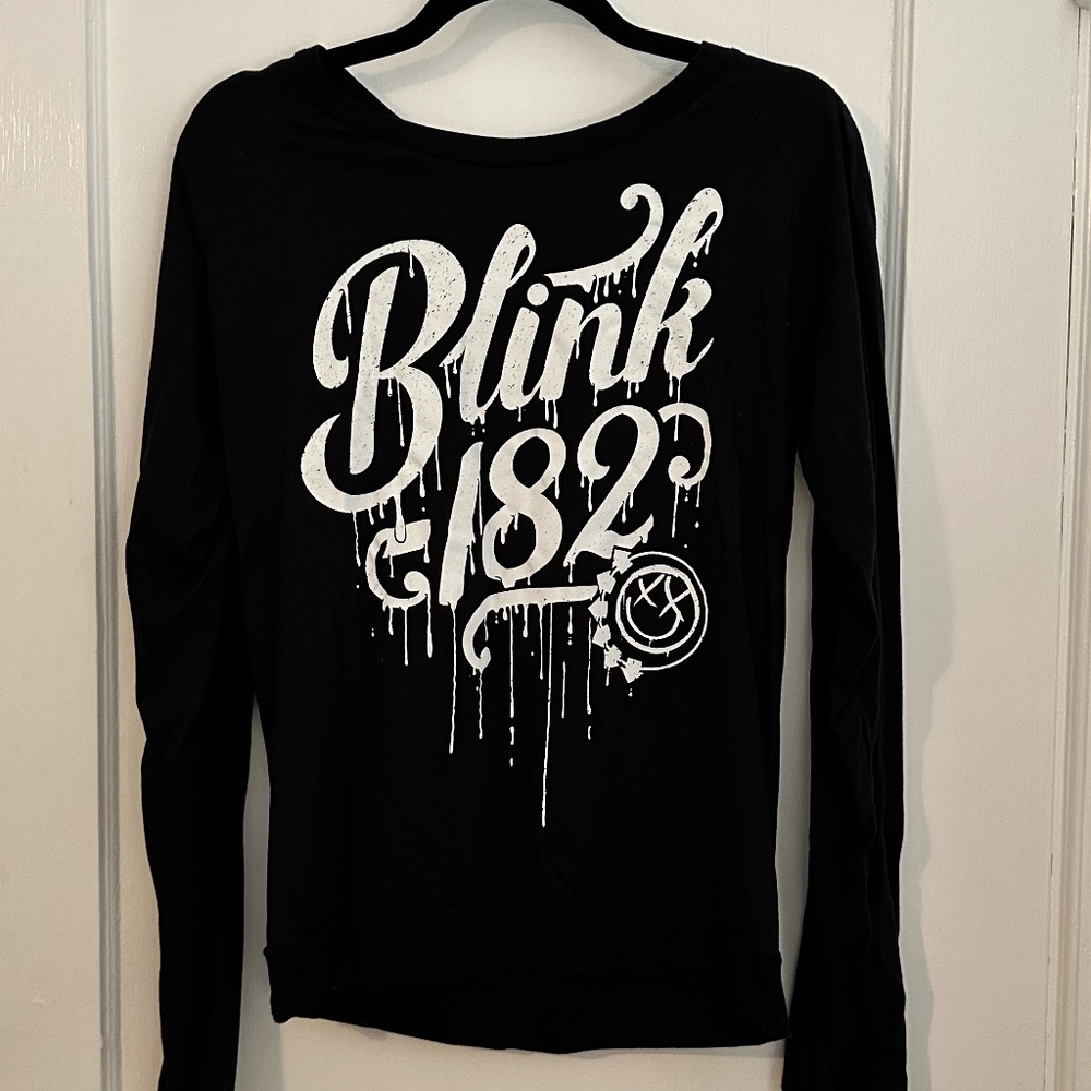 Women's XL Long Sleeve Blink-182 Tee
